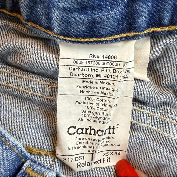 Carhartt Men's Jeans Relaxed Fit Size 35X34 Medium Wash - Picture 3 of 9